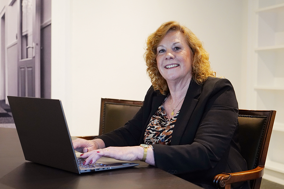 Mijn aanpak is praktisch, doelgericht en altijd afgestemd op de context van de organisatie.